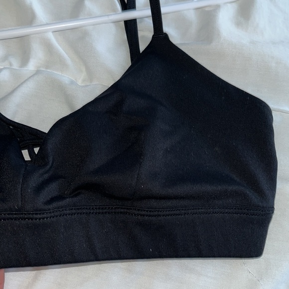 Alo Interlace Sport Bra Black (used) - Picture 2 of 7